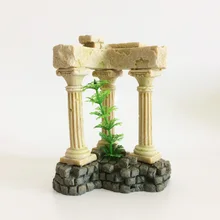 Римская колонна руины греческого храма украшение аквариума остается водным