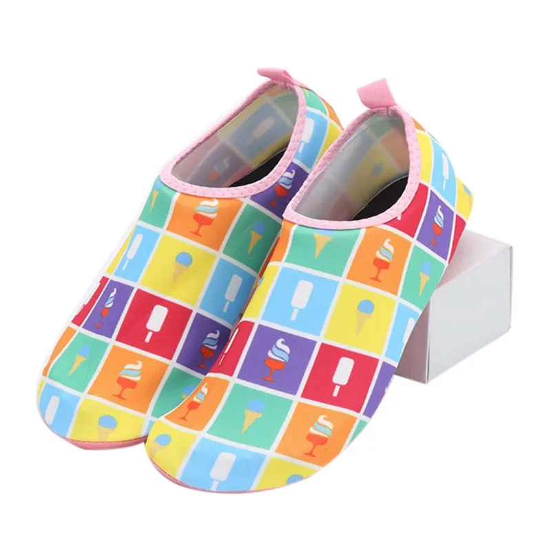 

Summer Women Swimming Water Shoes Men & Women Beach Shoes Adult Unisex Sneakers Soft Breathable Surfing Swim Shoes