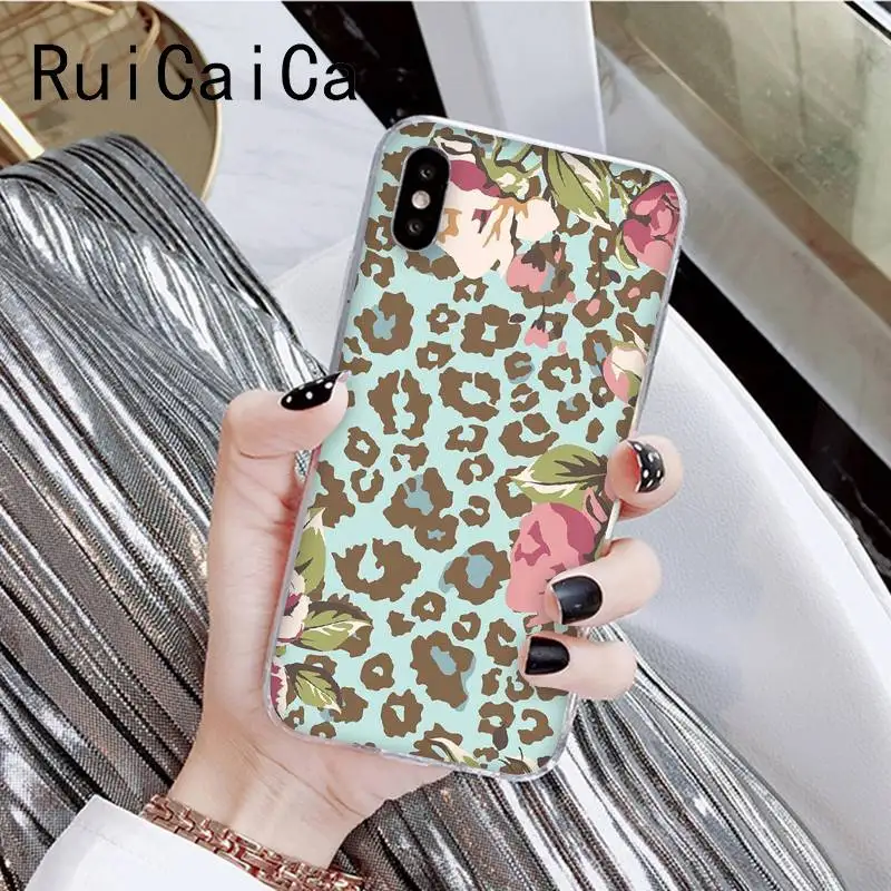 Leopard newly popular pink art aesthetic pattern