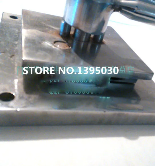 Details about   Manual Bender Hollow Aluminum Strip Bending Machine Bender &  Molds 6-16mm 9-12m 