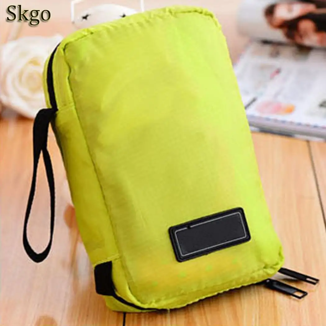 

Portable Women Storage Cosmetic Makeup etc Toiletries Travel Bag Cosmetic Bag Toiletry Organizer Zipper Multifunction Hanging