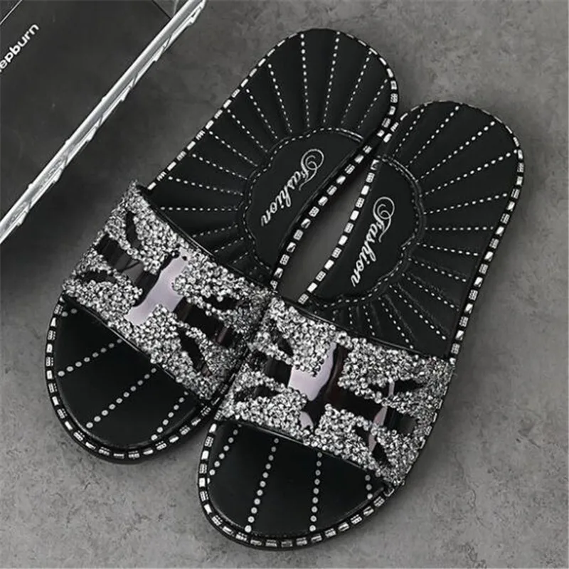

DIWEINI 2019 New Women Sandals Flips Flops Summer Style Shoes Wedges Sandals Fashion Rivet Crystal Platform Female Slides D1852