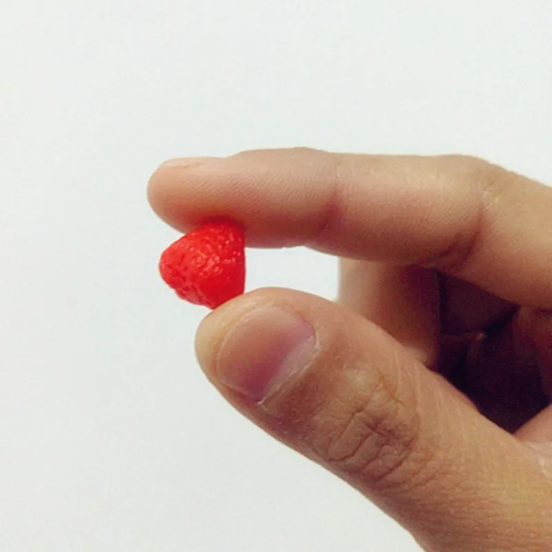

Tanduzi 20PCS Mini Plastic Fake Strawberry Simulation Fruit PVC Artificial Food Fruit Japanese Miniature Food Deco Parts