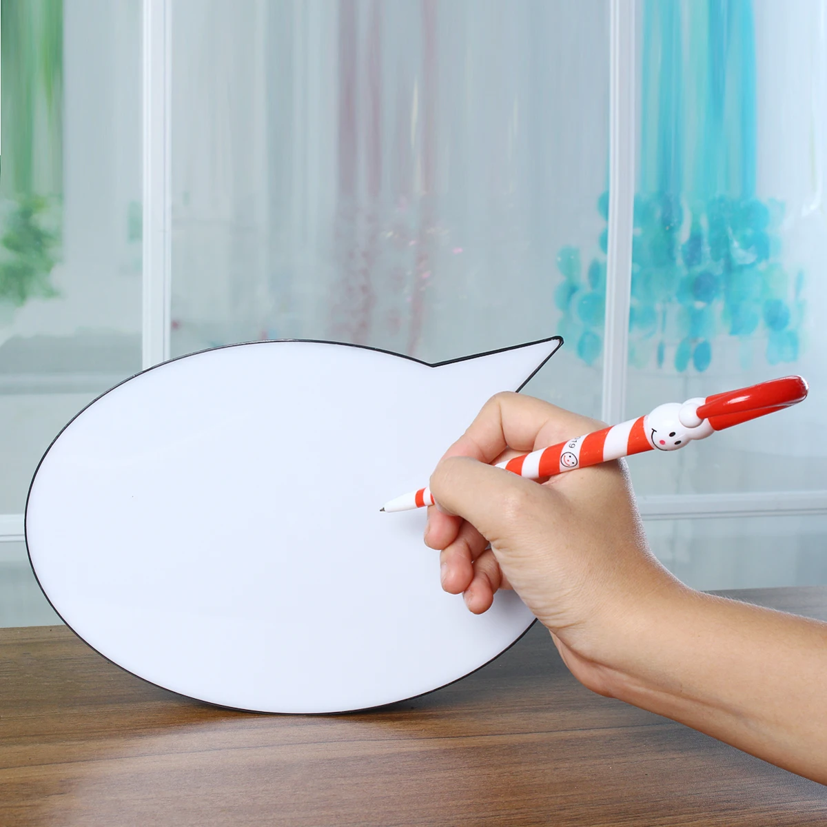 

A6 Rewritable DIY LED Night Light Box With Tri-Color Erasable Pen Dialog Shape Night Table Lamp Advertising Lights Gift