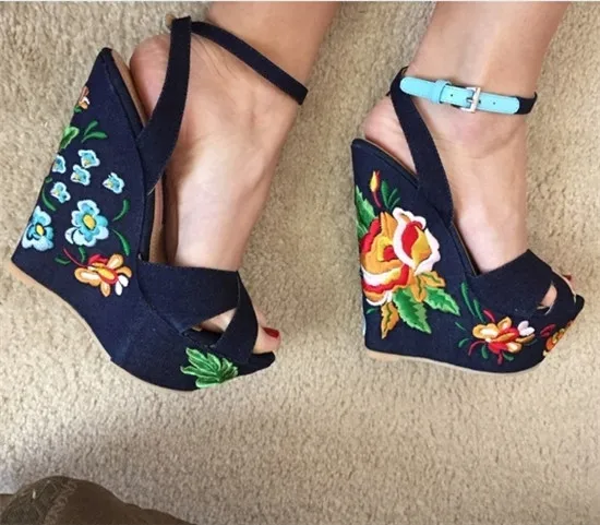 Blue Denim Sandals Folk Flower Embroideried Fabric Wedge Gladiator Sandals Women Platform Sandals Wedding Shoes Woman Sandalias (16)