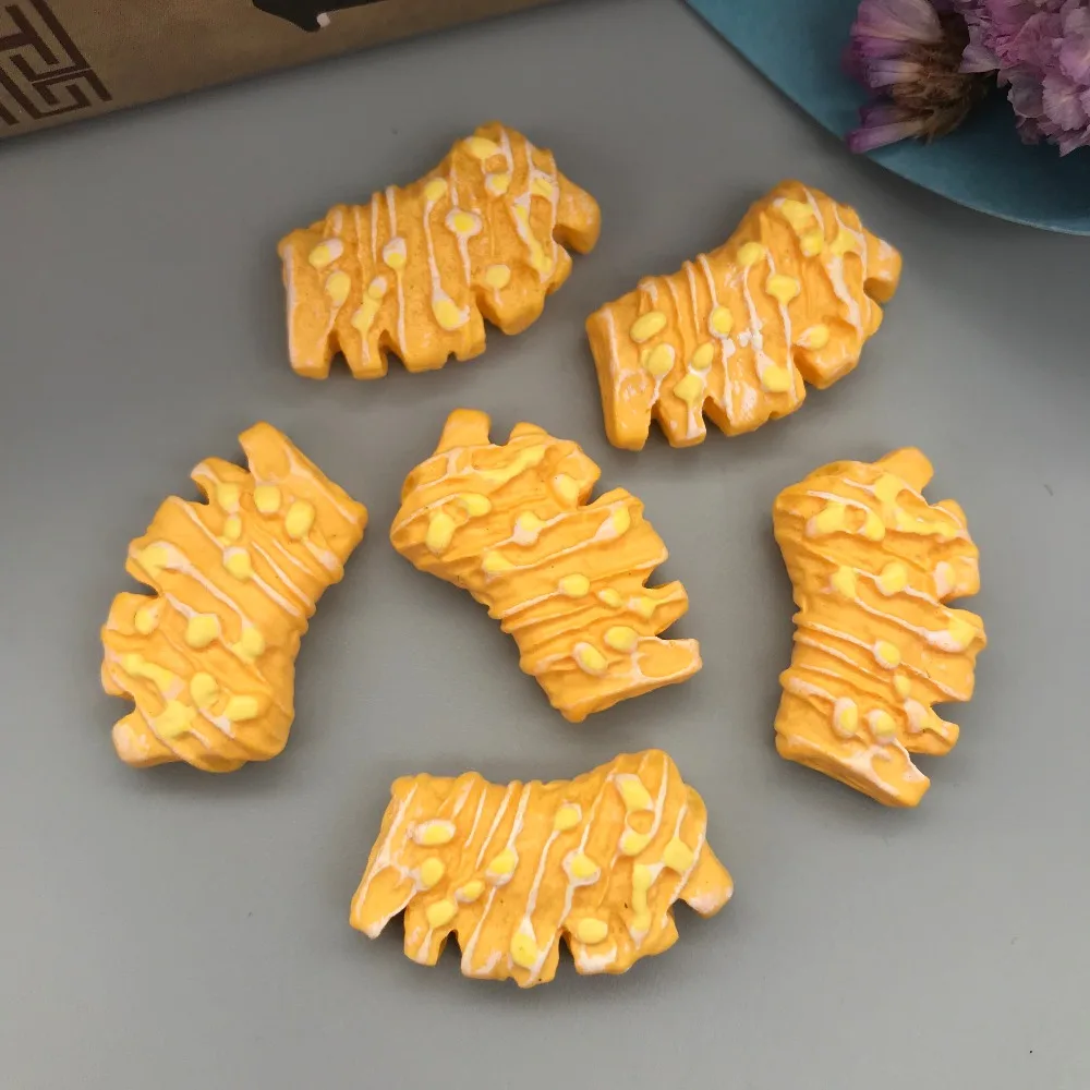 Resin Miniature Bread 10pcs set Simulation food FlatBack Cabochon for Phone Decoration/Dollhouse. Crafts Making