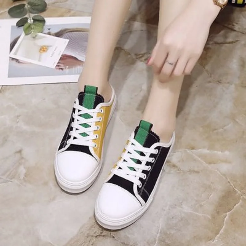 

2018 new lazy shoes inserts with the same paragraph canvas shoes wild one-legged women's half slippers
