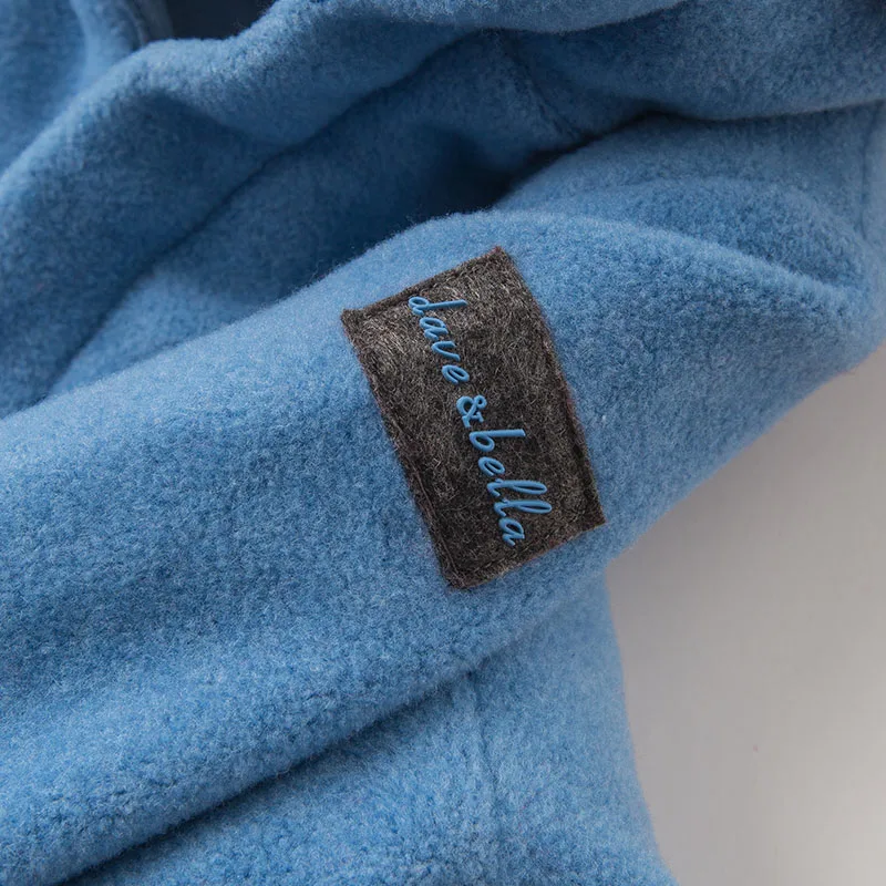 DB5975_0066_6Y3A4794