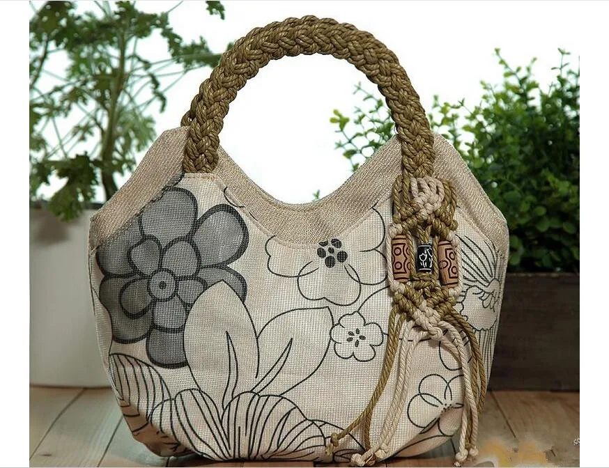 الأزياء البوهيمي يزين النساء صغيرة السرج حقائب! لطيفة الأزهار النقش لطيف سيدة الأعلى مقبض حقائب حار خمر قماش أكياس الأزياء البوهيمي يزين النساء صغيرة السرج حقائب! لطيفة الأزهار النقش لطيف سيدة الأعلى مقبض حقائب حار خمر قماش أكياس