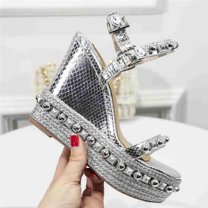 

Summer Women Platform Shoes Brand Wedges Sandals Red Bottom High Heels Open Toe Studded Rivets Height Increasing Sandale Femme