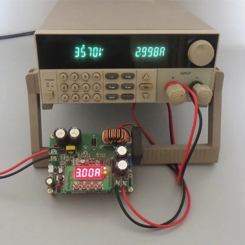DC понижающий преобразователь Плата цифровой блок питания DC10V ~ 75V до 0 60V 12A 720W