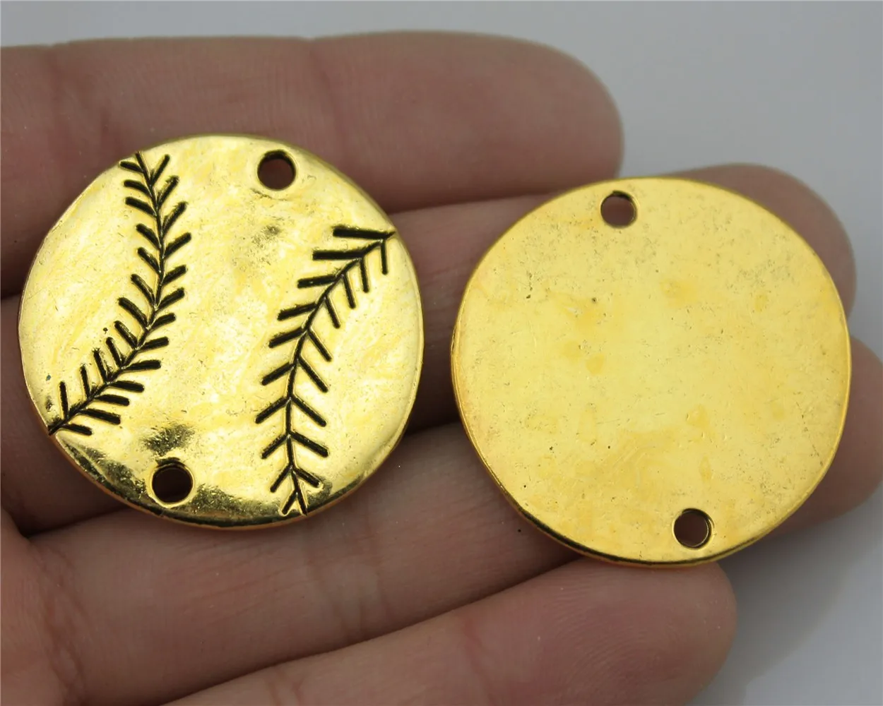 WYSIWYG 3pcs 32x32mm Diy Baseball Pendant For Jewelry Making Antique