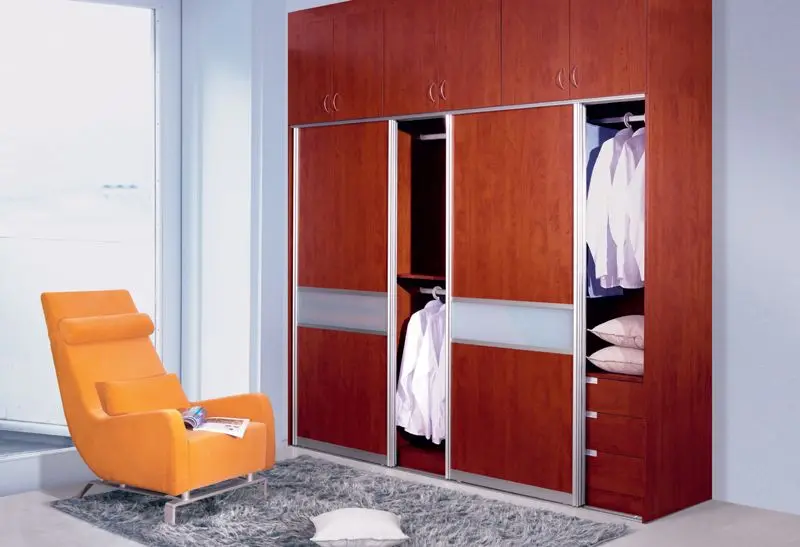 Sliding door wardrobe closet up to ceiling