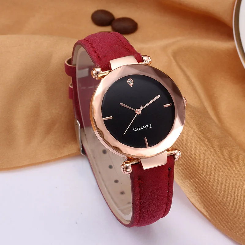 

Droppshiping Women Quartz Movement Watch Masonry Luxury Starry Dial PU Leather Band Wrist Watch BFJ55