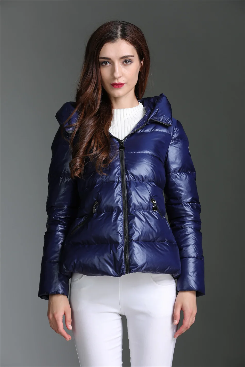Осенне-зимняя женская утепленная пуховая куртка-парка новая накидка с капюшоном Стиль Синий утягивающий белый пуховик пальто lj909