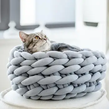 

TPFOCUS Washable Thick Knit Pet Nest Hand-woven Kennel Cat Litter Soft Warm Kennel Small Pets Handmade thick wool knitting nest