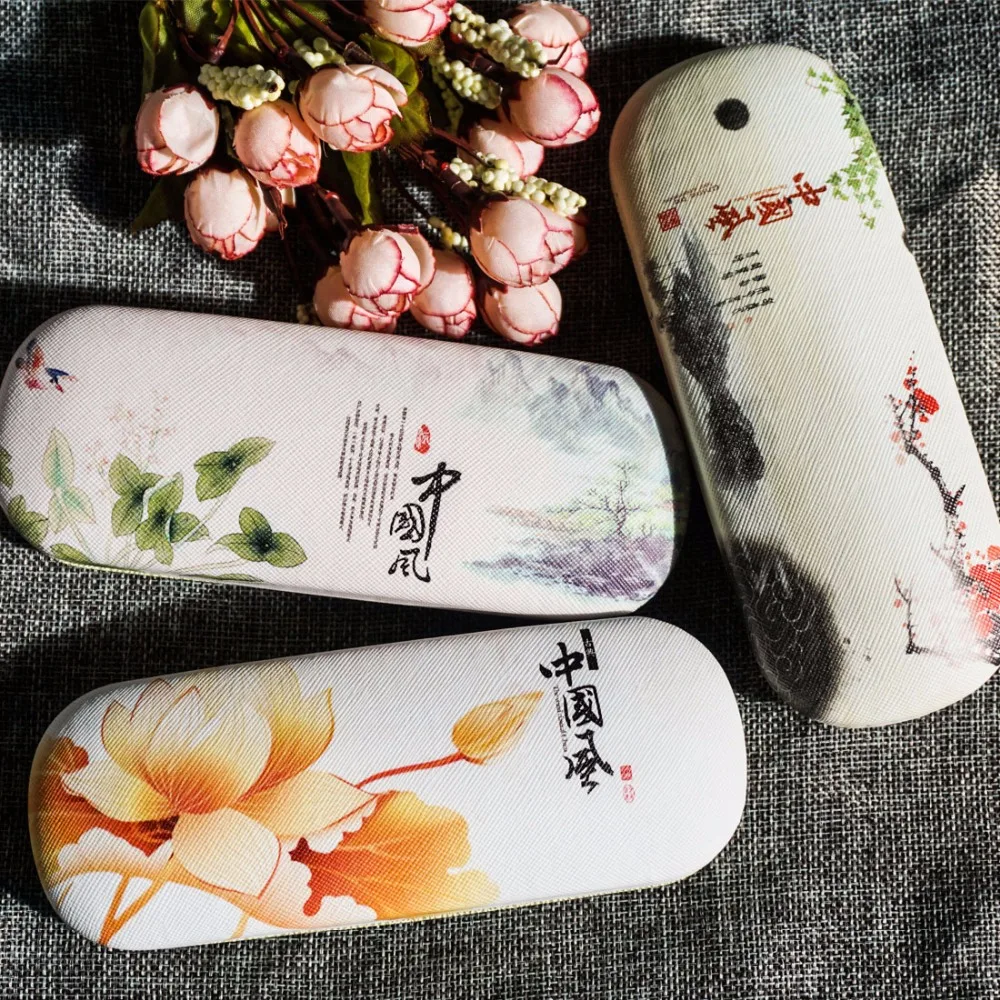 

Retro Chinese style Eyewear case men women clean cloth elegant eyeglass box Art painting glasses case Multi color leather case