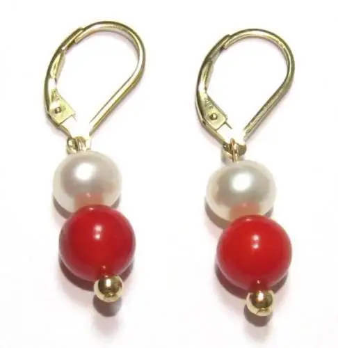 

A PAIR AUSTRALIAN SOUTH SEA WHITE PEARL RED JADE EARRING 14k/20/20 GOLD