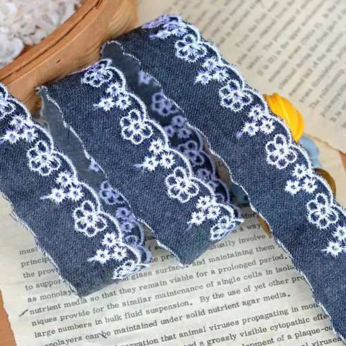 

Lace accessories The white embroidered denim edge 2.5 cm wide