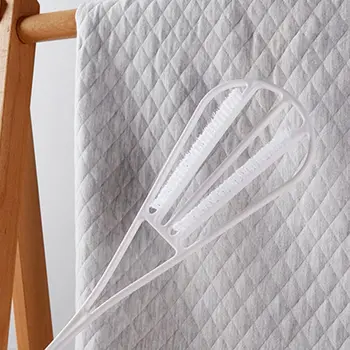 

Traditional Dust Removal Carpet Beater Duster With Cleaning Brush Household Cleaning Tool For Rugs Car Mats Guilt Blanket