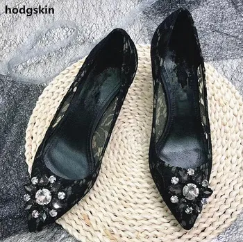 

2019 Black Green Lace Flowers Women Pumps Thin High Heels Luxury Crystal Rhinestone Flowers Studded Pointed Toe Shoes Woman