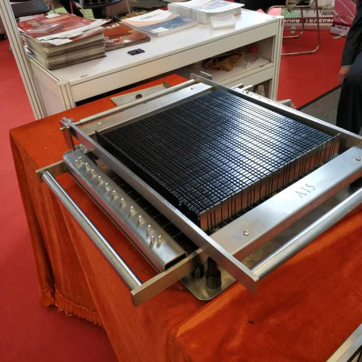 Chocolate Cutting Machine for soft candy cake truffle Chocolate slicing Machine/Chocolate cutter Strip-type or Square type