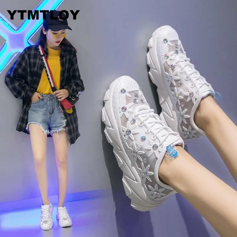 

2019 Spring New Fashion Women Casual Shoes Comfortable Breathable Print Crystal Vulcanized Shoes Wild Woman Sneakers Platform
