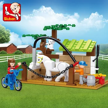 

SLUBAN Happy Farm Building Blocks Animal Model Bricks Horse Care Station Educational DIY Toys for Children Brinquedos