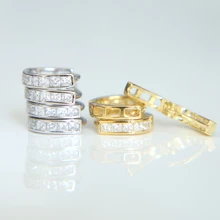 Новые модные массивные серьги-гвоздики в винтажном стиле, 925 пробы, серебряный цвет, Круглый Фианит, цветок, серьги-гвоздики для женщин, свадебные серьги "любовь"