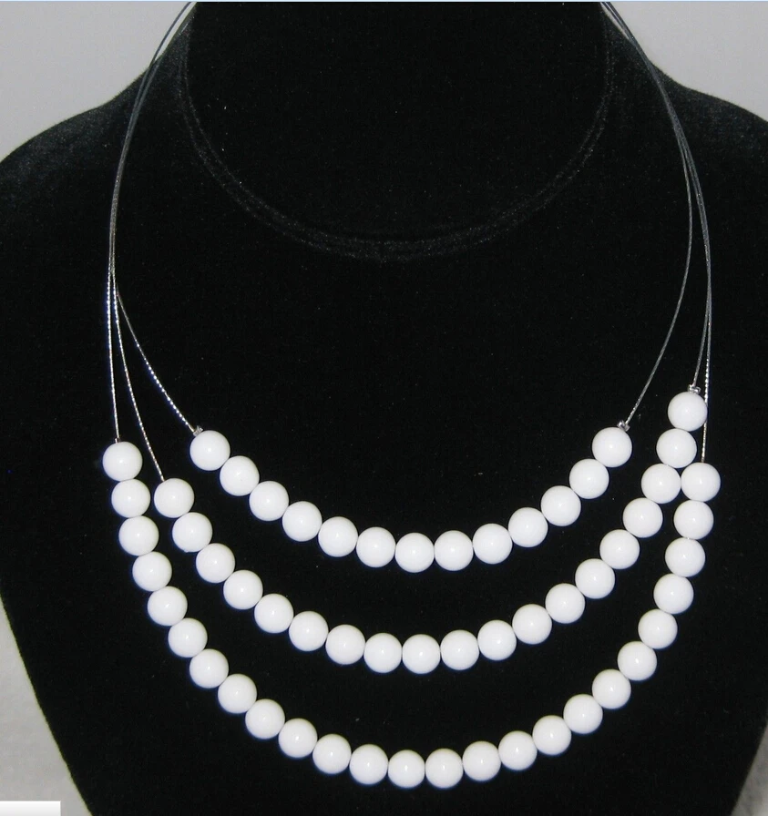 

ddh003390 Multi 3Strand Beaded Necklace