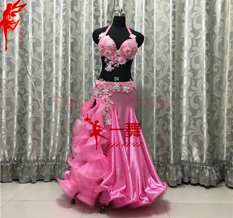 

Girls belly dance luxury clothes flowers bra top and satin skirt 2pcs women Performance clothing ballroom dance costumes B/C cup