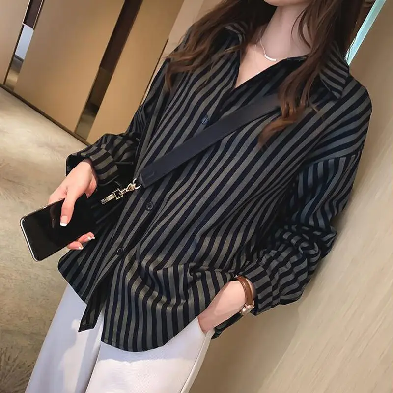 

Hot 2019 Plus Size 4XL Woman's Tunic Suit Striped Female Tops Turn Down Collar Female New Fashion Blouses Woman Work Blouses