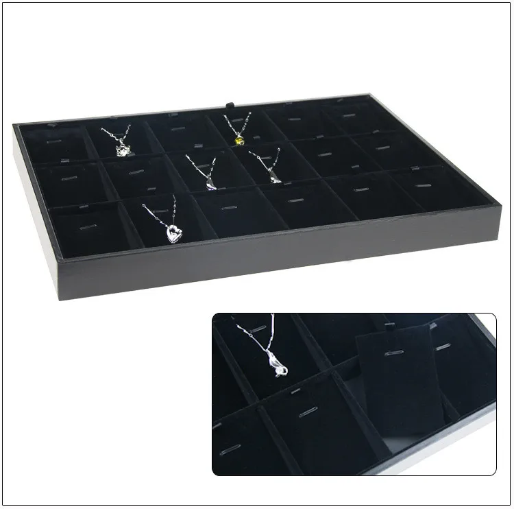 3353652480_856262699