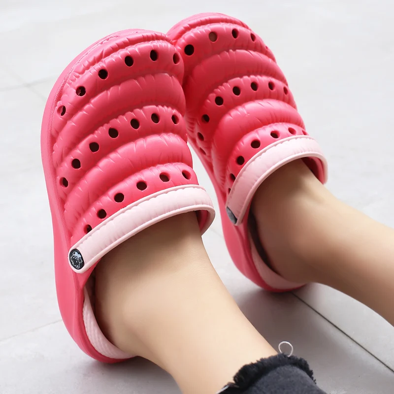 

Original Clog Comfortable Women Classic Sandals Summer Outdoor Beach Shoes Fit Flop Slip On Garden Casual Water Graphic Slippers