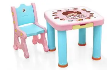 Детский стол. Детские мебельные костюмы. Чертежный стол