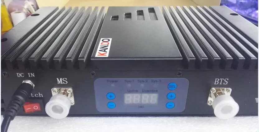 Impulsionador de Sinal Interfer à Estação Cdma Repetidor Agc - Mgc 800mhz 850mhz Nenhum Base 5w 37dbm 85dbi 1 Estação de retransmissão