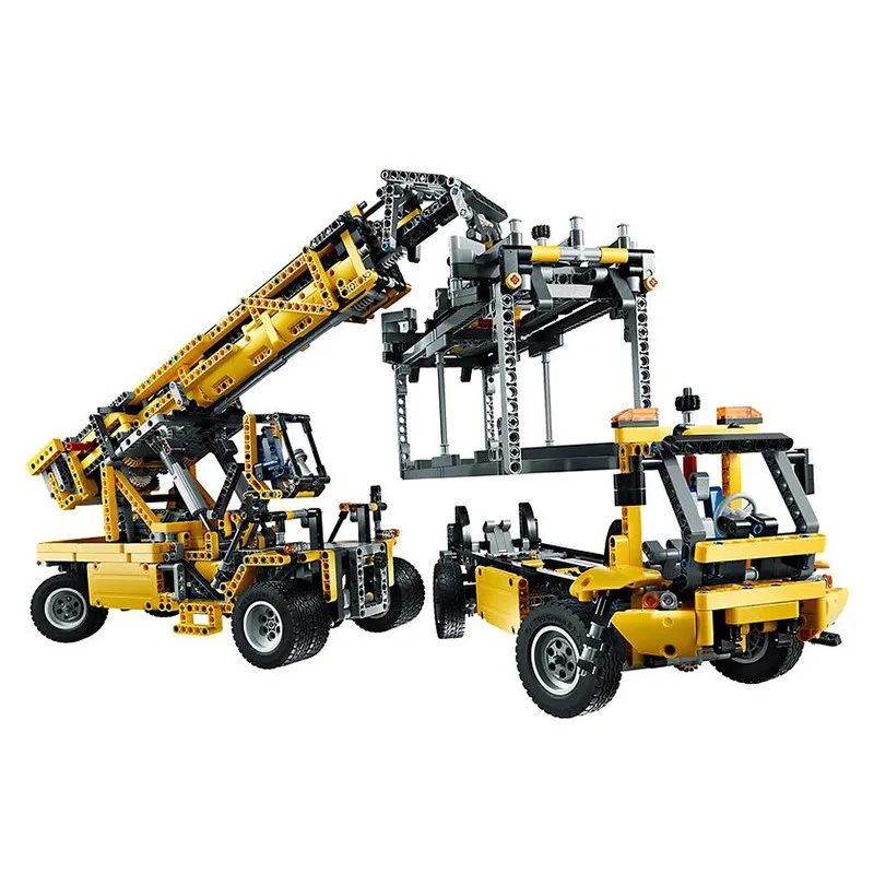 

20004 2606Pcs Technic Motor Power Mobile Crane Mk II Model Building Kits figures Blocks Bricks Children Toy compatible 42009 lep