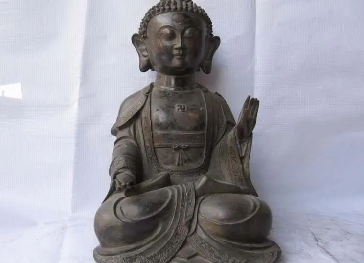 

Tibet Pure Copper Bronze Carved Bhaisajyaguru Sakyamuni dispenser Buddha Statue