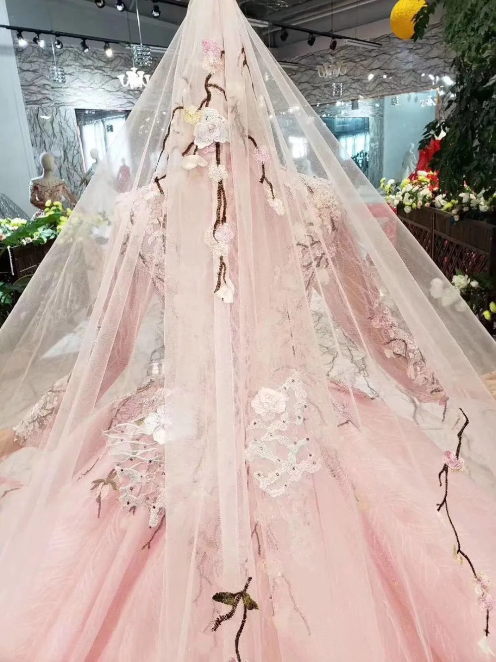 light pink luxury muslim wedding dress