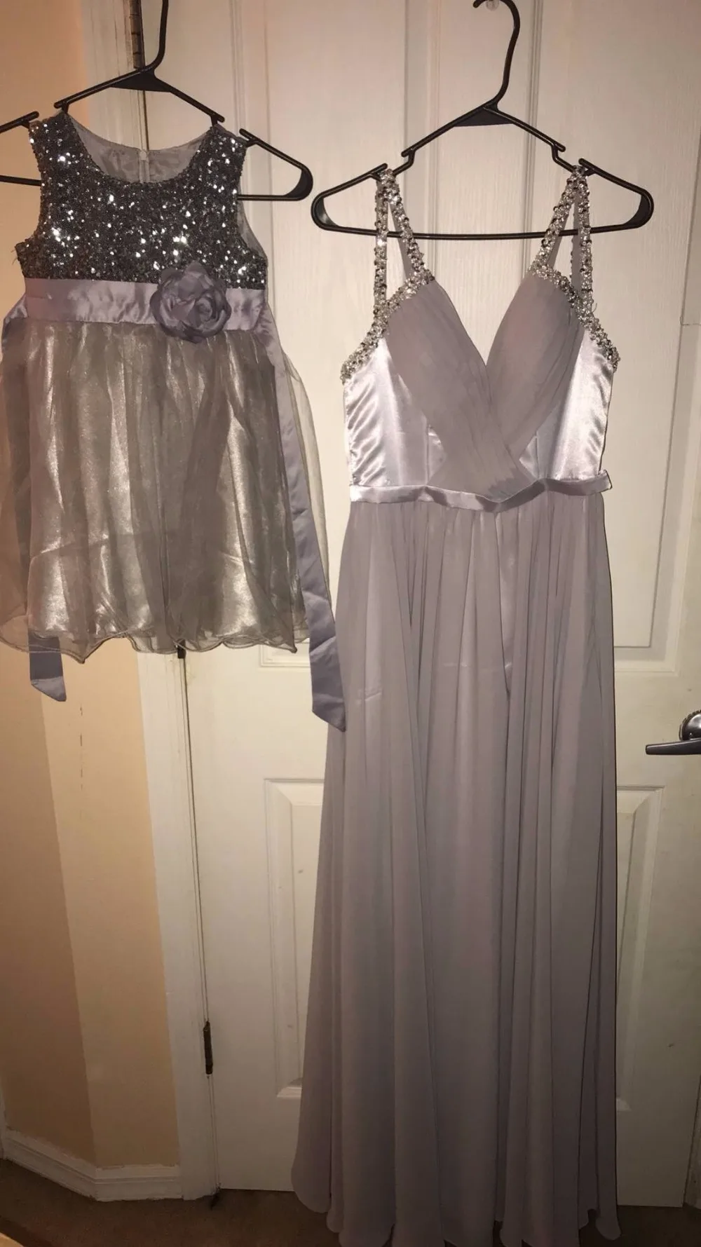 review_2076454492_00