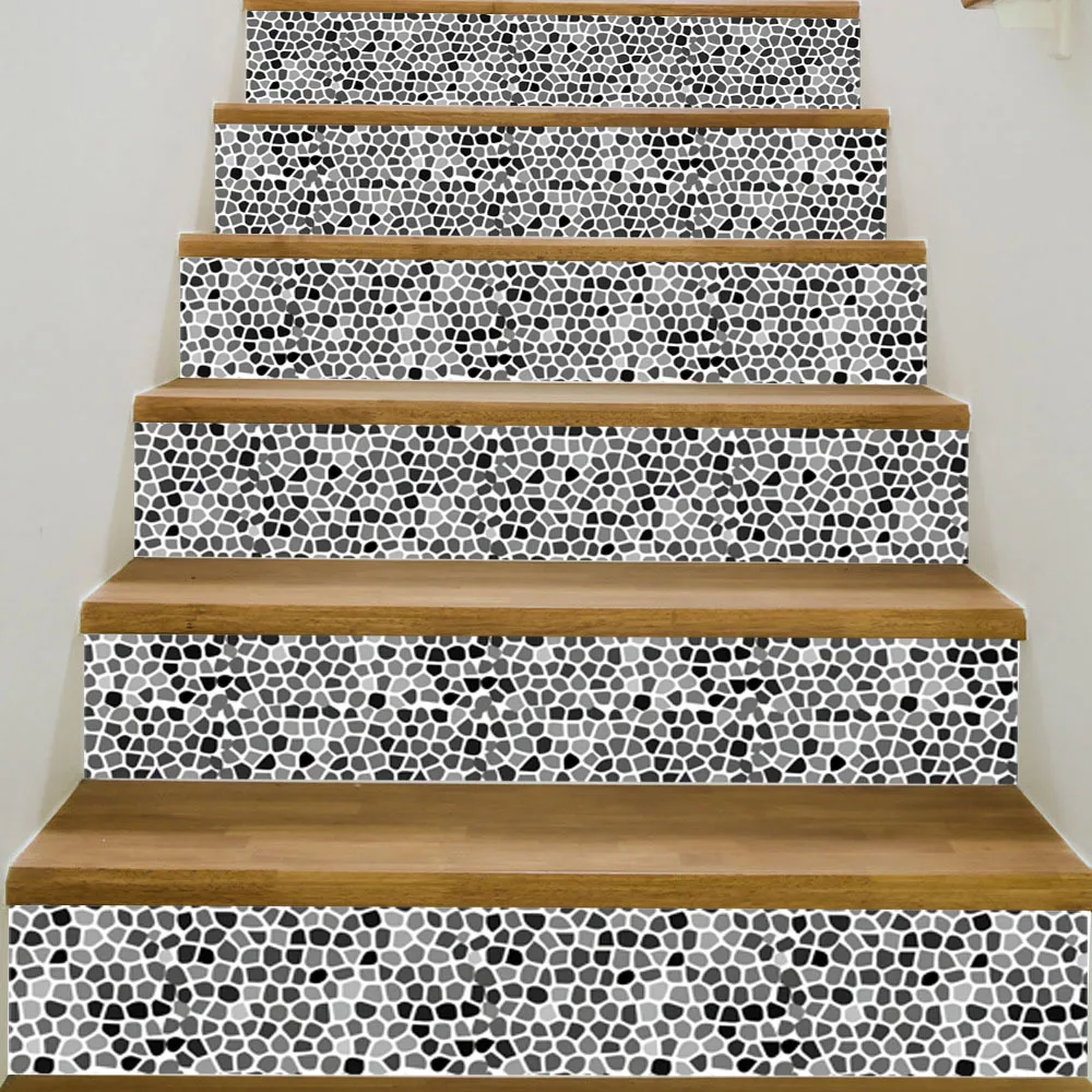 4590128772_1492379959