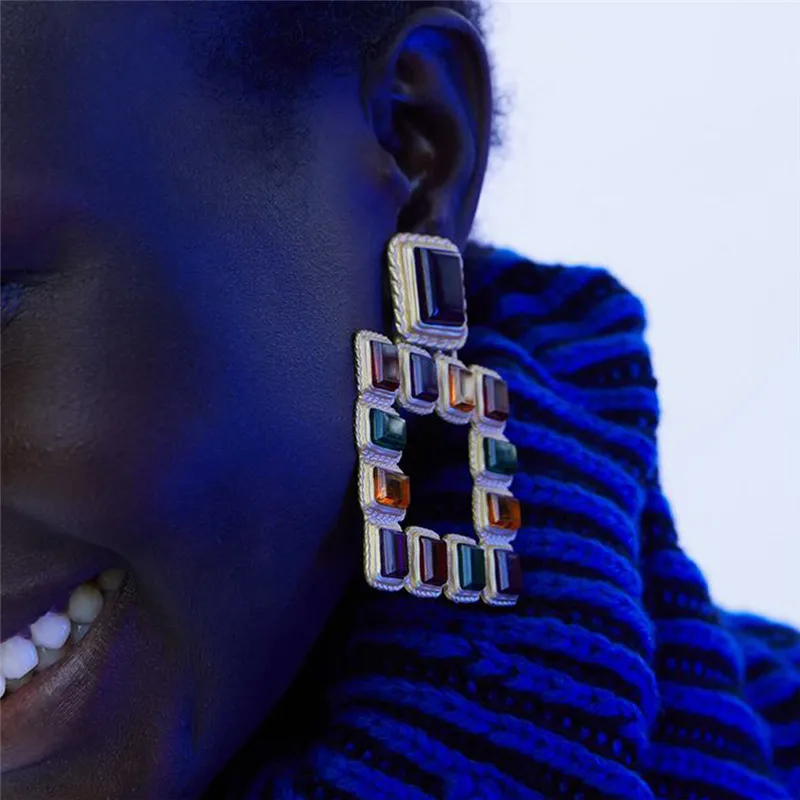 296667_no-logo_296667-1-02