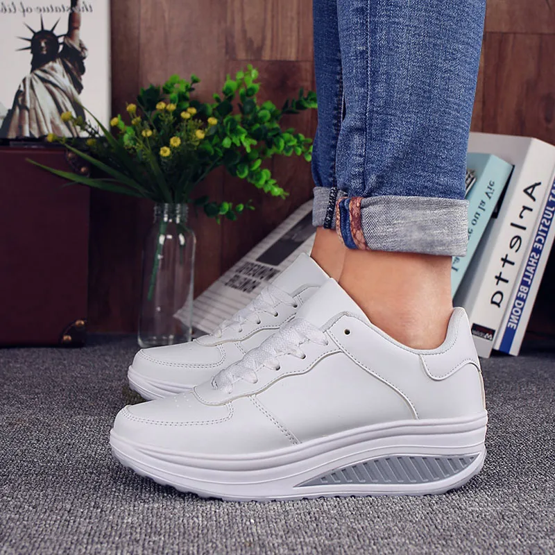 Günstig VTOTA Frauen Casual Schuhe Plattform Weiße Turnschuhe Designer Schuhe Keil Turnschuhe Casual Schuhe Frauen Korb Femme Turnschuhe Frauen