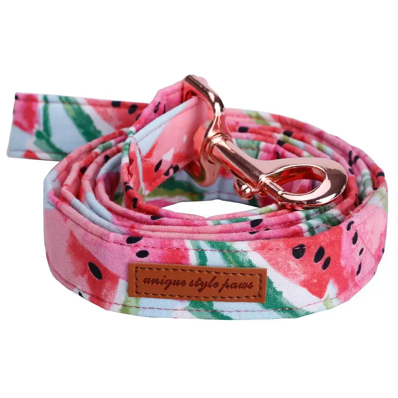 Розовый хлопковый тканевый ошейник и поводок с галстуком-бабочкой для больших и маленьких собак, розовая золотая металлическая пряжка, аксессуары для домашних животных - Цвет: leash