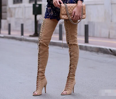 Лучший Новое поступление 2017 года Вечерняя женская обувь открытый
носок высокий каблук botas mujer вырезы Over The Knee boot Кружево со
шнуровкой сапоги до бедр... онлайн