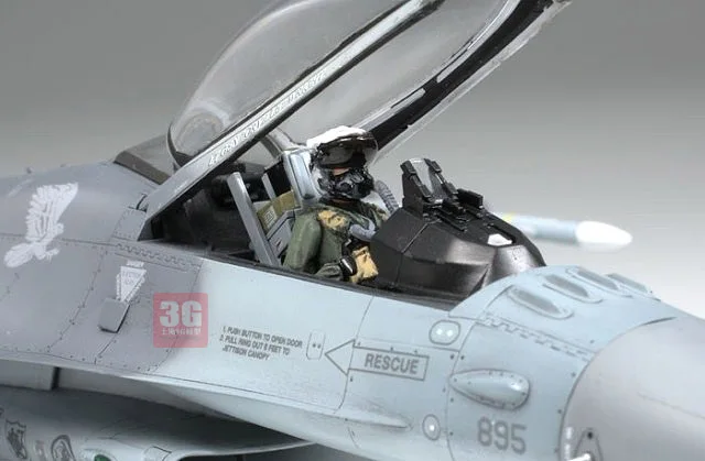 Модель 1/48 Us F 16CJ Fighter модель 61098|Наборы для сборки моделей| |