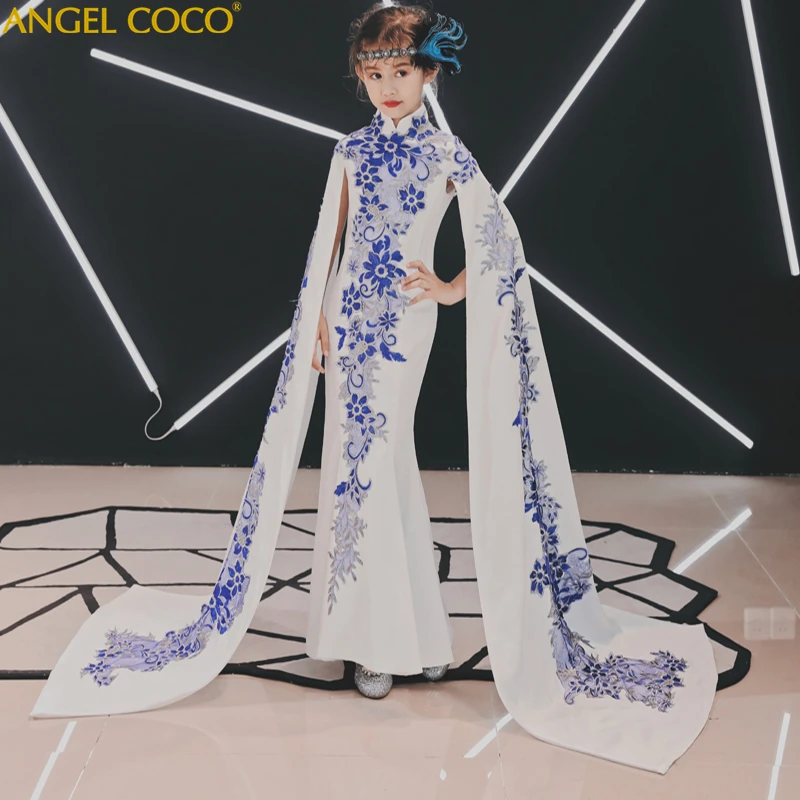 #Special Offers Great Gatsby Gown Meisjes Mermaid Avondjurk Mantel Celebrity Satin Borduren Outlayer Rode Loper Jurken Robe De Soiree Kaftan