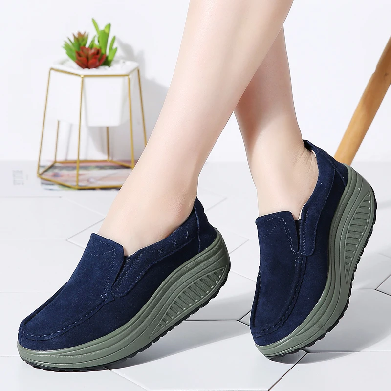 

Women Platform Sneakers Shoes Winter Ladies Comfort Flats Suede Slip on Shoes Tenis Feminino Moccasins Creepers Shoes Woman 2122