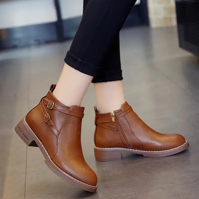 

2018 New Fashion European Style Black Ankle Boots Flats Round Toe Back Zip Boots PU Leather Woman Shoes With