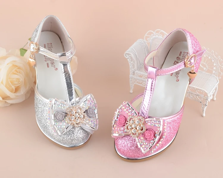 Qloblo/сандалии принцессы с цветами для девочек; Новинка года; летняя детская Свадебная обувь для студентов; блестящая детская Праздничная обувь; размеры 27-37